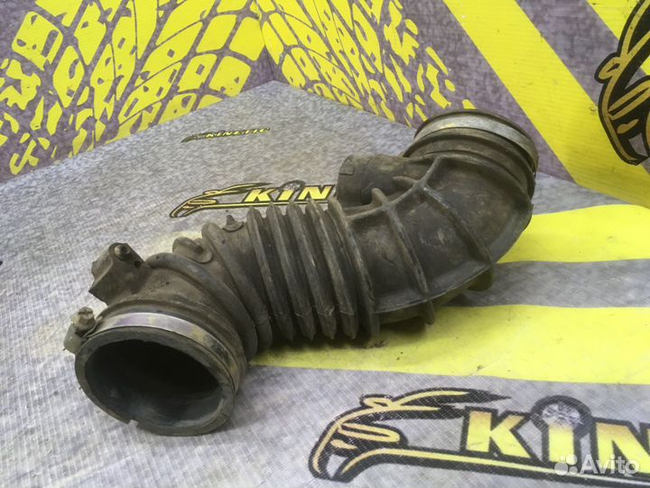 Гофра воздушного фильтра патрубок Авенсис Т25 1.8