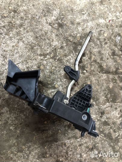 Кулиса Ford Focus 2