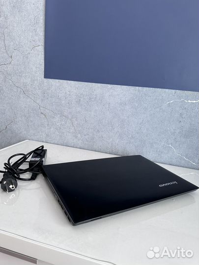 Ноутбук lenovo