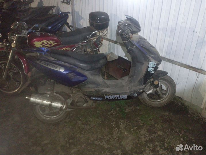 Скутер с доками