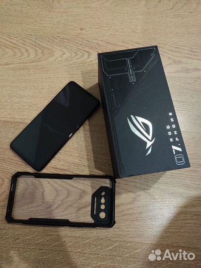 ASUS ROG Phone 7, 16/512 ГБ