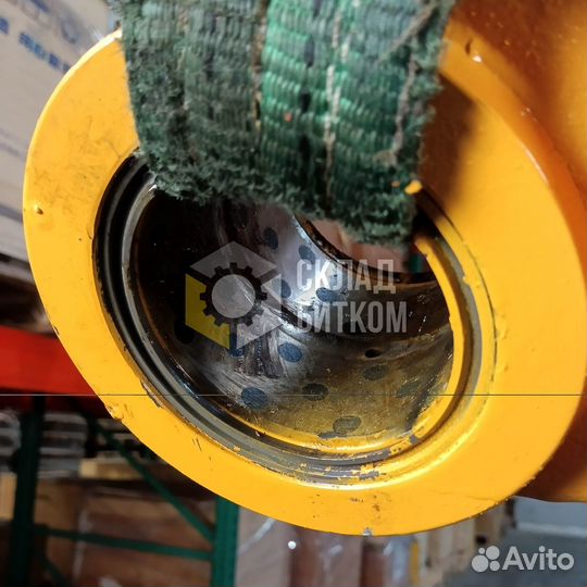 Гидроцилиндр стрелы Hyundai HX220S