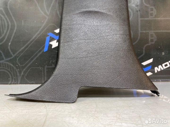 Обшивка салона левая Bmw X5 E53 M54B30 2005