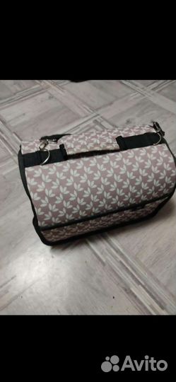 Переноска для кошек и собак