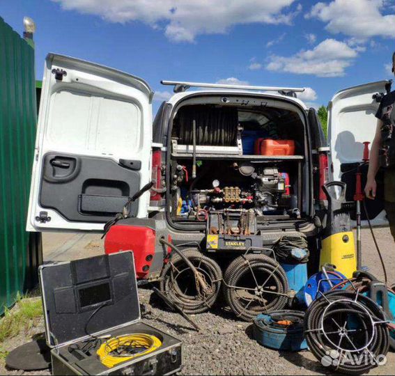 Прочистка канализации, устранение засоров видео