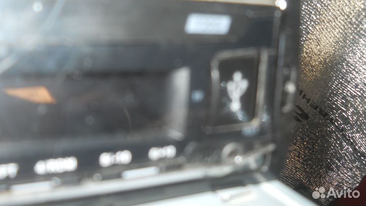 Пара автомагнитол одним лотом