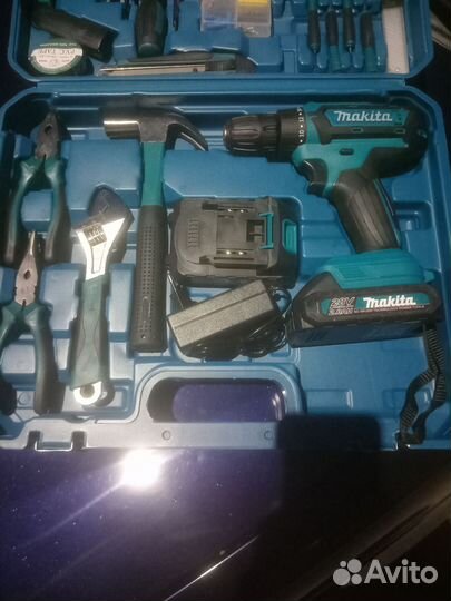 Шуруповерт makita