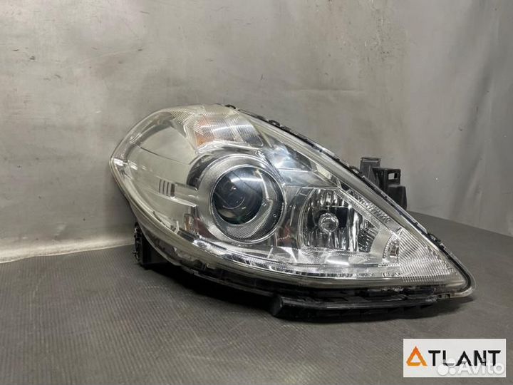 Фара передняя правая nissan tiida