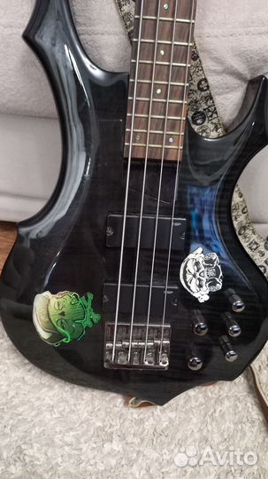Басс гитара 4 струны