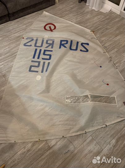 Парус для швертбота Оптимист