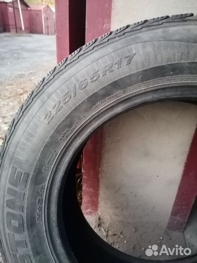 Kumho 975 225/65 R17 J