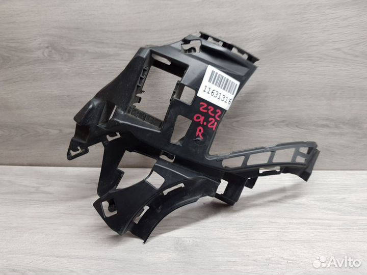 Кронштейн бампера переднего правый Mercedes S-klas