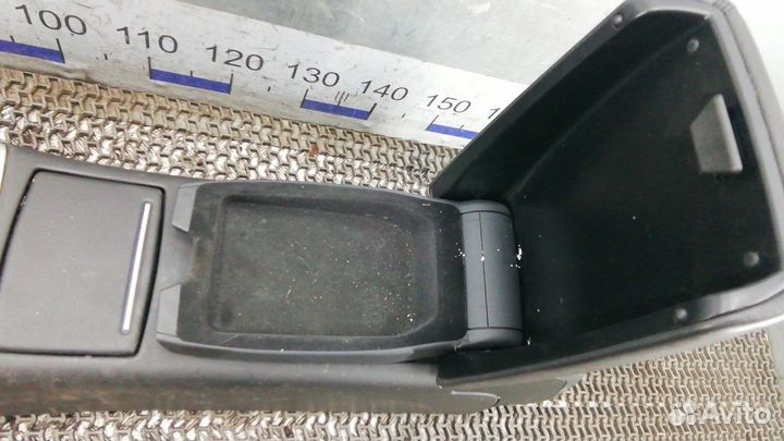 Подлокотник Audi A6 C7 2010-2018