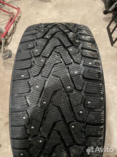 Pirelli Ice Zero 235/55 R19 и 255/50 R19 107H