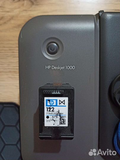 Принтер HP deskjet 1000