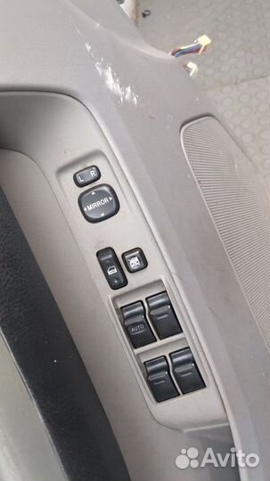 Кнопка стеклоподъемника Toyota 4 Runner, 2003