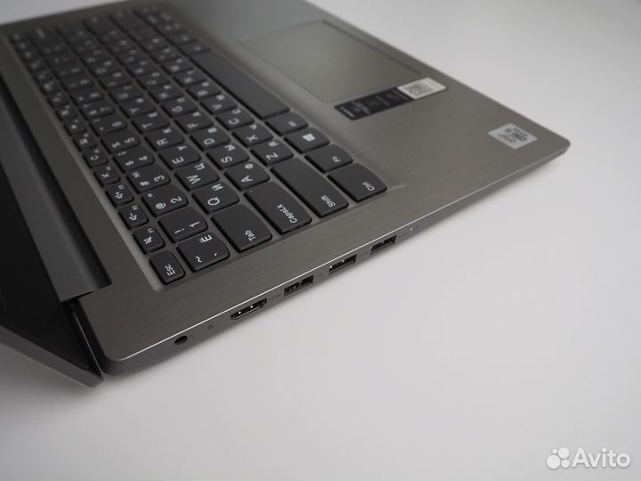 Ультрабук Lenovo i5-1035G1 8Ddr4 FullHd
