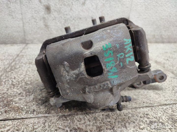 Ступица перед Ниссан Марч К12 2002-2008 правая