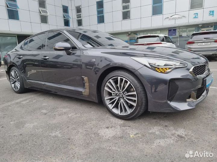 Kia Stinger 2.0 AT, 2020, 29 000 км