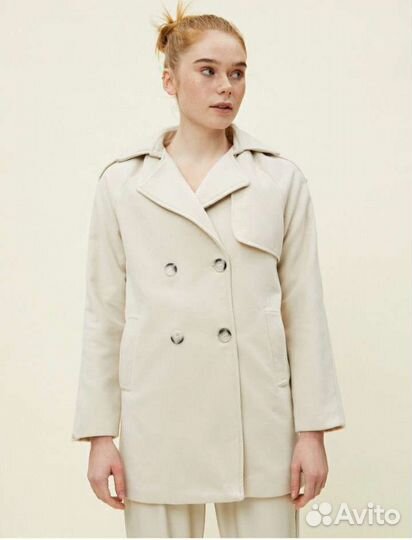 Новое женское пальто Коton 42