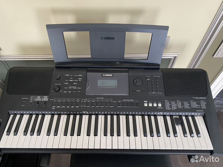 Синтезатор Yamaha Psr-e453