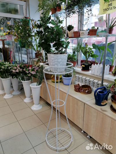 Полка для кашпо,подставка под цветок