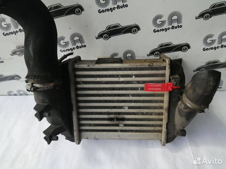 Интеркулер Audi A4 B6 2003