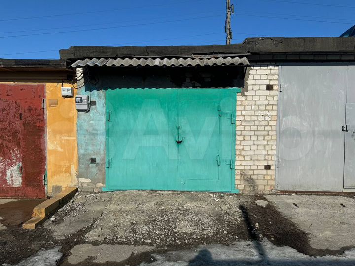 Гараж, > 30 м²