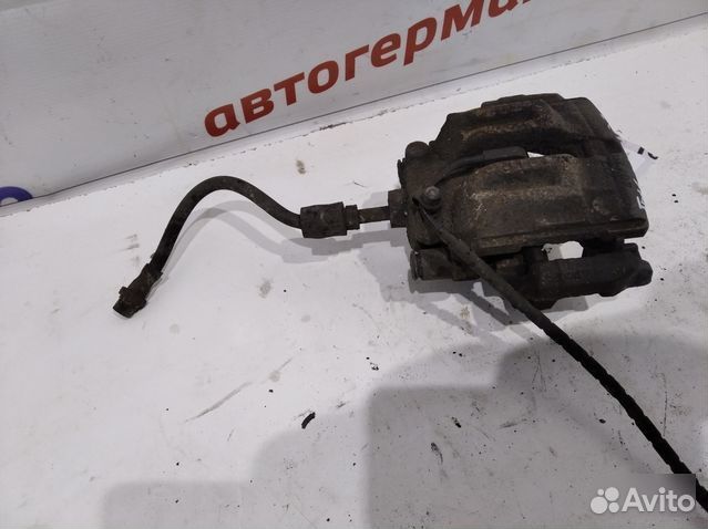 Суппорт тормозной задний правый Bmw 118 E81