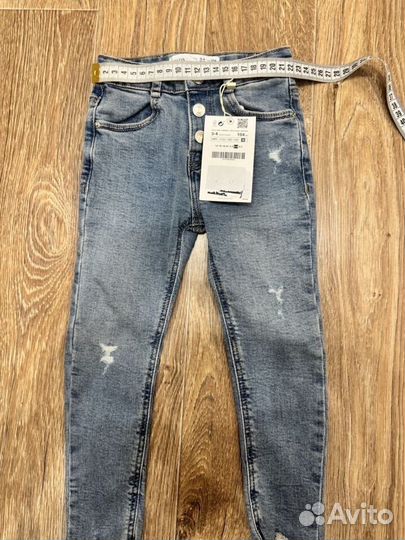 Джинсы zara