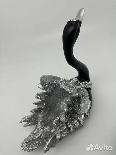 Лебединая пара дизайнерская