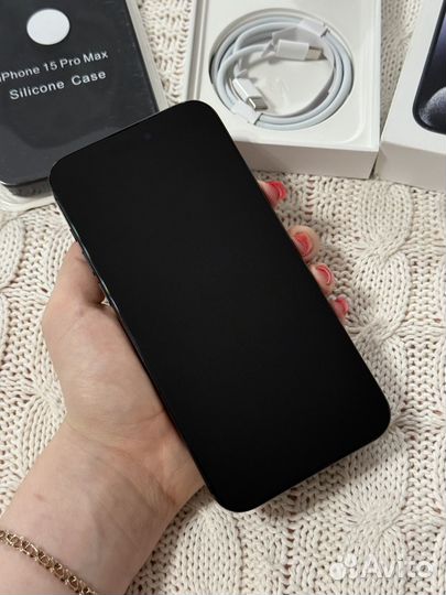 iPhone 15 Pro Max, 256 ГБ