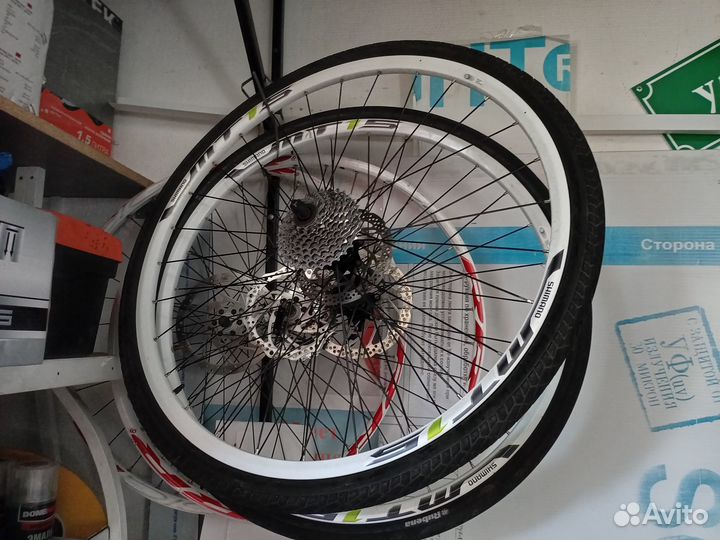 Велосипеды и аксессуары