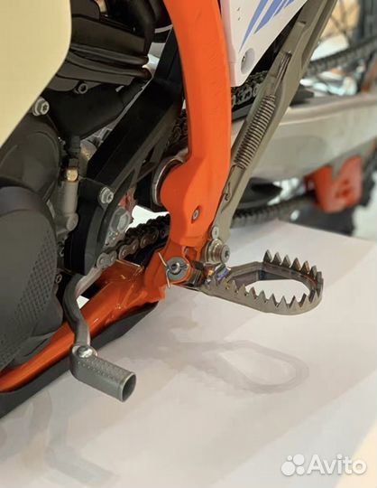 Титановые Подножки KTM Husqvarna