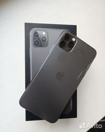 iPhone 11 Pro Max, 64 ГБ