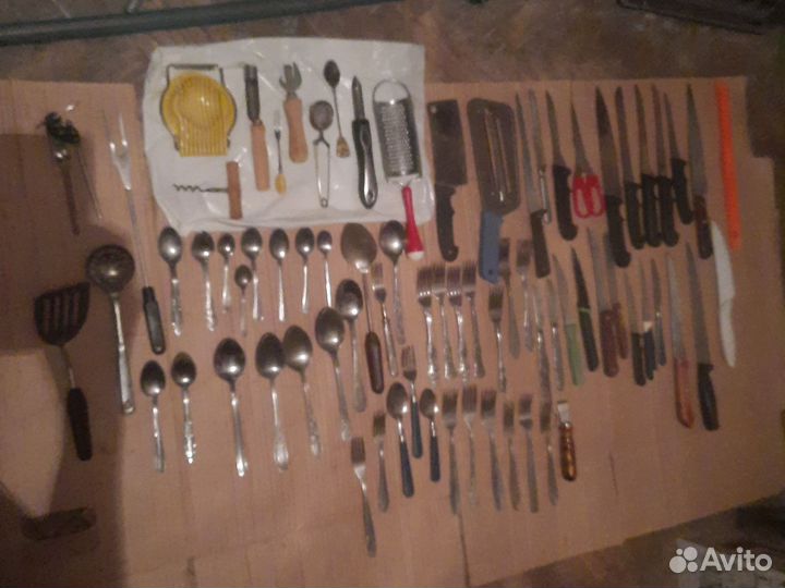 Столовые приборы 75 штук за все