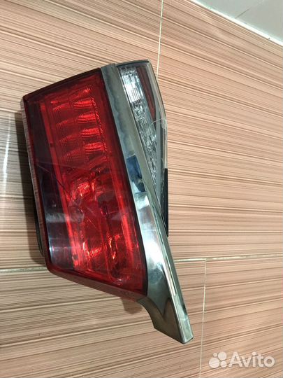 Задний левый фонарь тойота камри 55