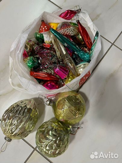 Новогодние шарики