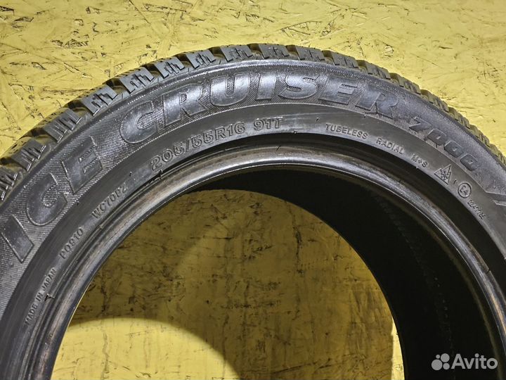 Bridgestone Ice Cruiser 7000 205/55 R16 91T