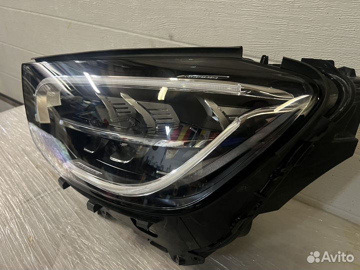 Фара передняя левая Mercedes GLC X253 W253