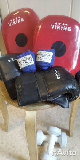 Боксерские перчатки и лапы