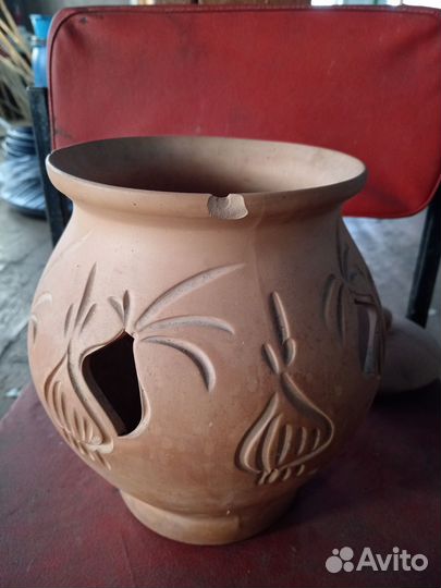 Глиняный горшок для продуктов