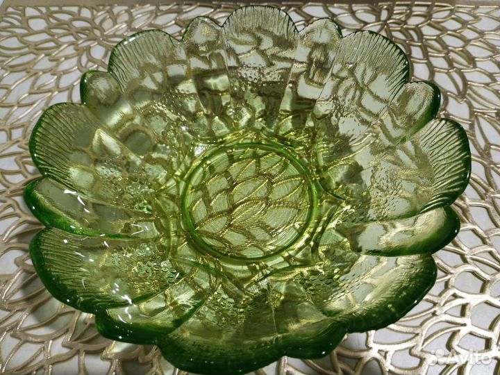 Цветное стекло зеленое СССР