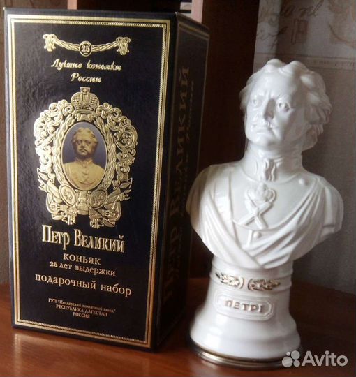 Коробка от коньяка Пётр великий