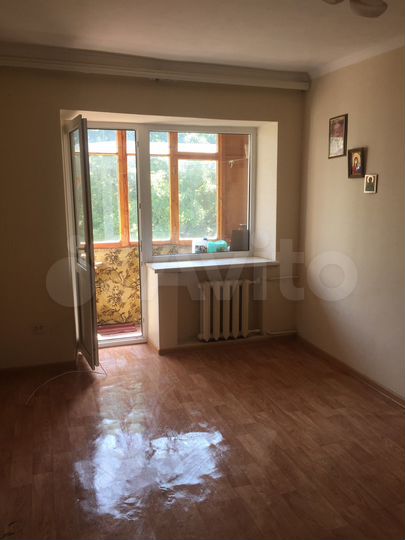 2-к. квартира, 38 м², 2/4 эт.