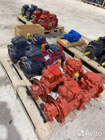 Основной насос Hitachi ZX210K-3 9262320