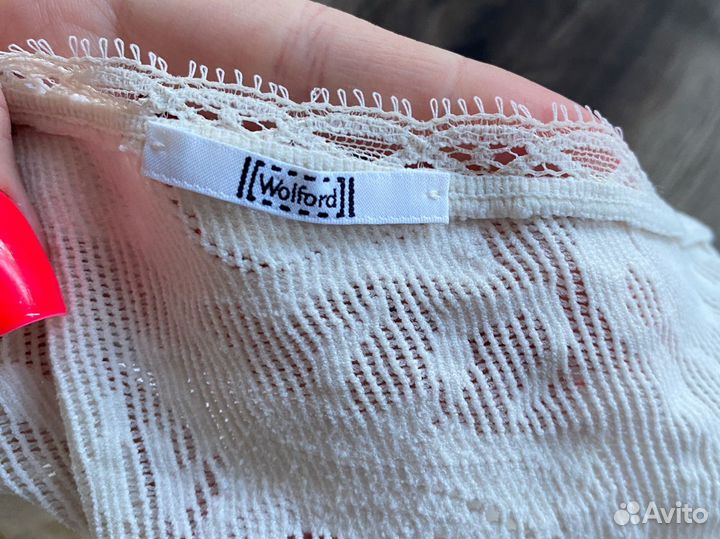 Кружевное бежевое боди wolford