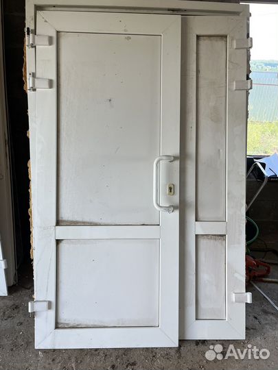 Двери пластиковые бу