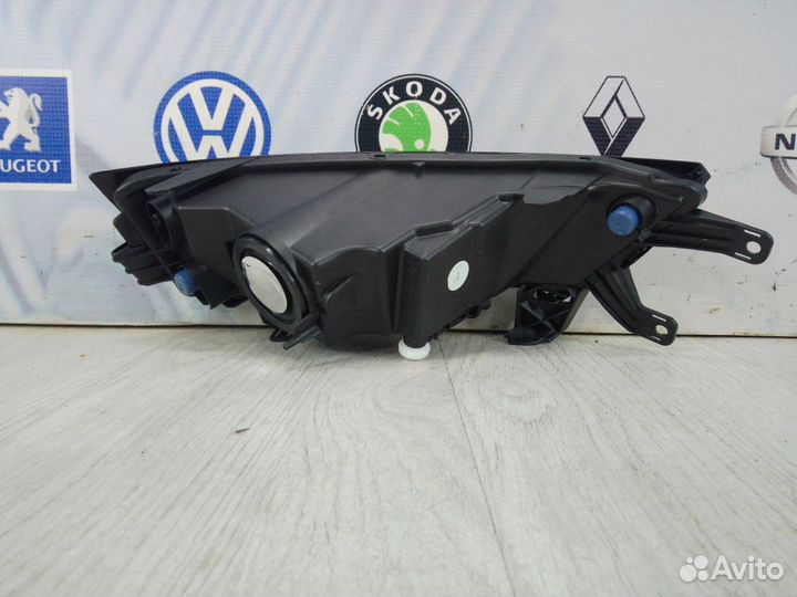 Птф Туманка skoda rapid Лев