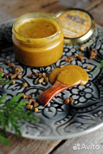 Мед с пергой